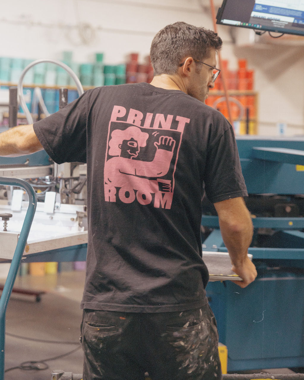 Choosing the Right Printing Method: Screen Printing, Embroidery, or Supacolour?